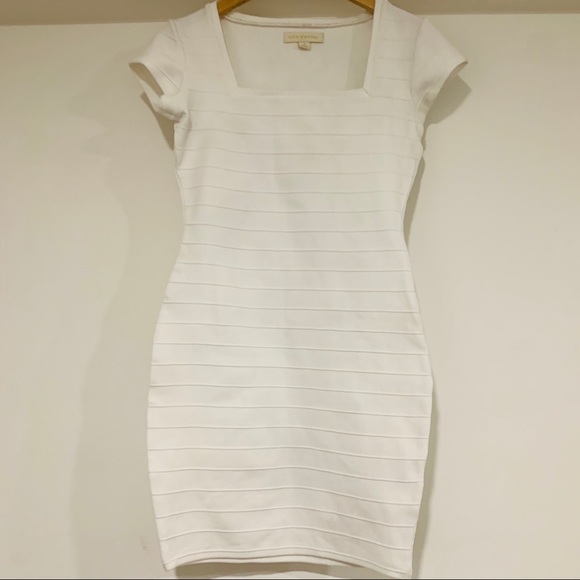 Ncki Minaj white square neck bodycon dress - Picture 2 of 7